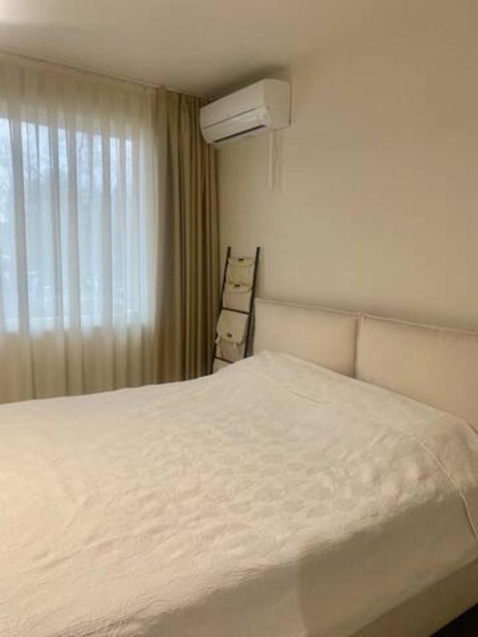 New Luxury Furnished Apartment - Beach, Varna Center & Fast Wi-Fi Ngoại thất bức ảnh