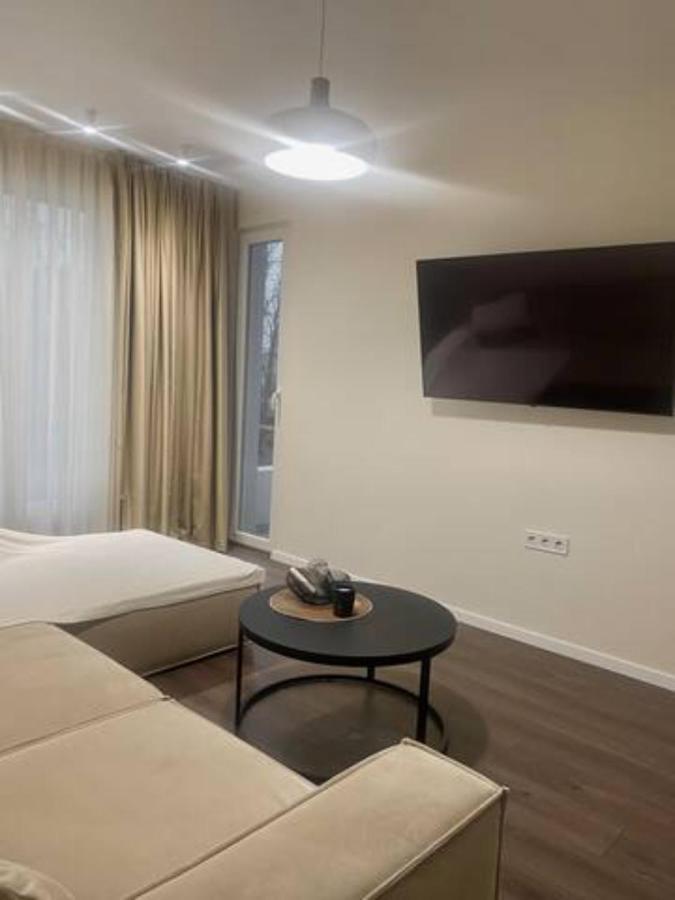 New Luxury Furnished Apartment - Beach, Varna Center & Fast Wi-Fi Ngoại thất bức ảnh