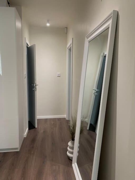 New Luxury Furnished Apartment - Beach, Varna Center & Fast Wi-Fi Ngoại thất bức ảnh