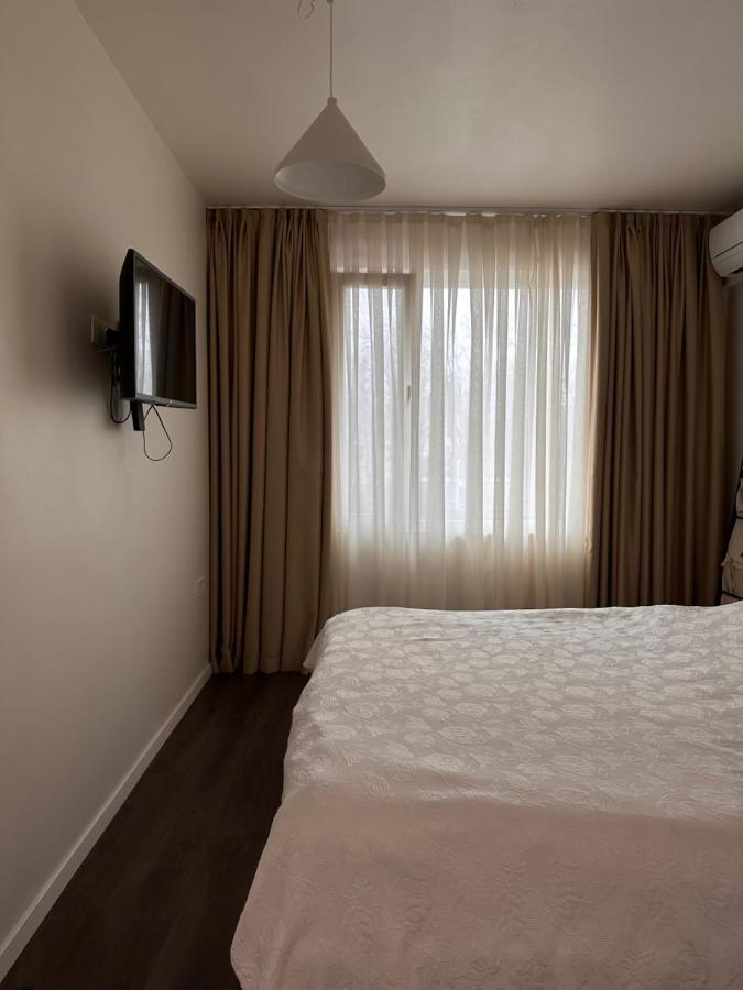 New Luxury Furnished Apartment - Beach, Varna Center & Fast Wi-Fi Ngoại thất bức ảnh